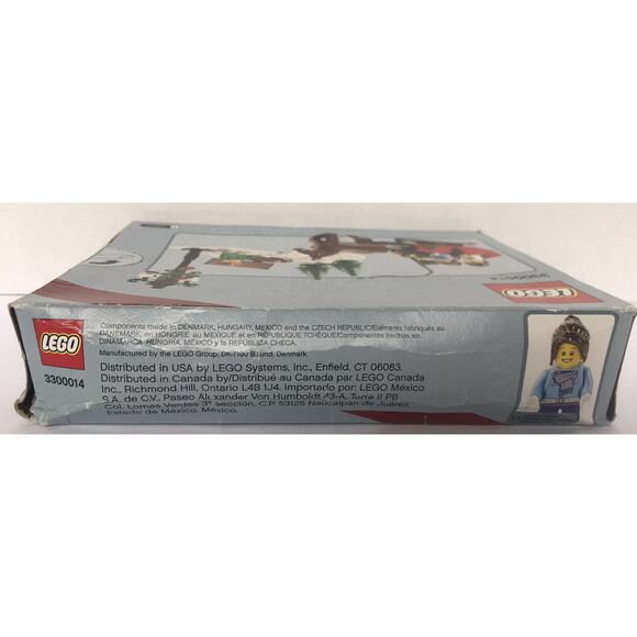 LEGO 3300014 Christmas Holiday set NEW 2012 - Picture 6 of 8